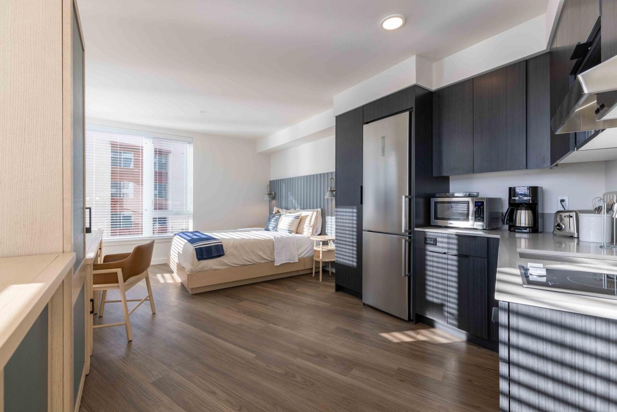 Marina Square Suites Бремертън Екстериор снимка