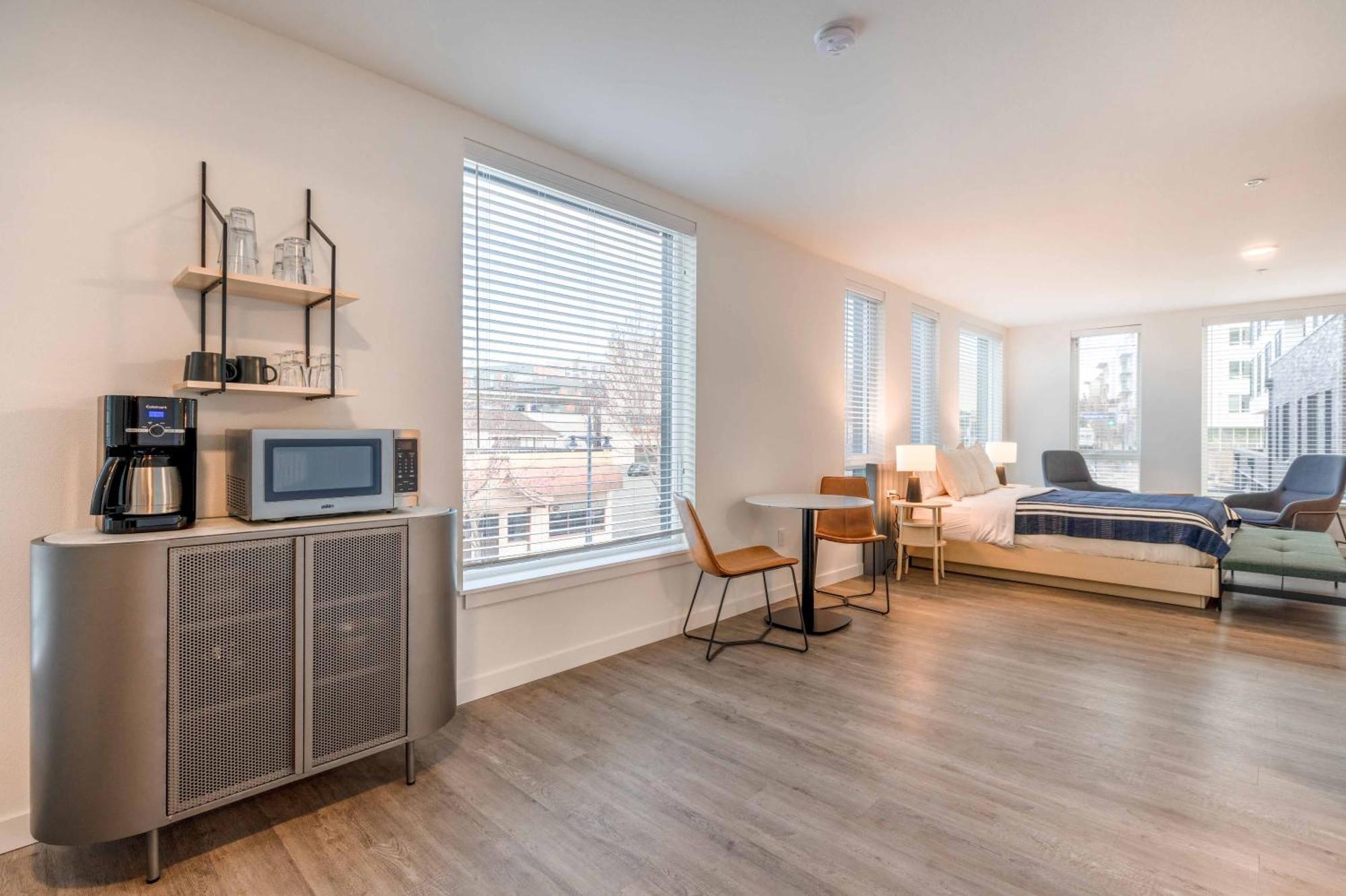Marina Square Suites Бремертън Екстериор снимка
